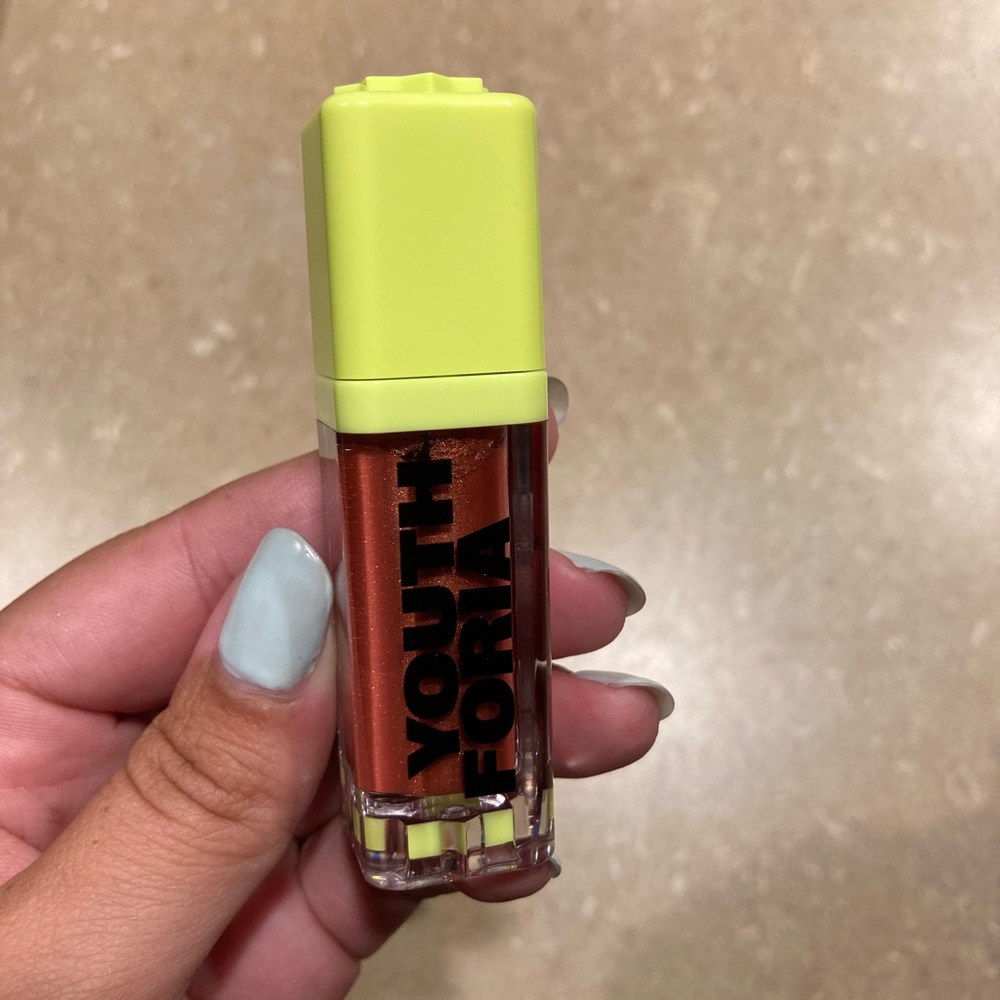 YOUTHFORIA Dewy Gloss #9